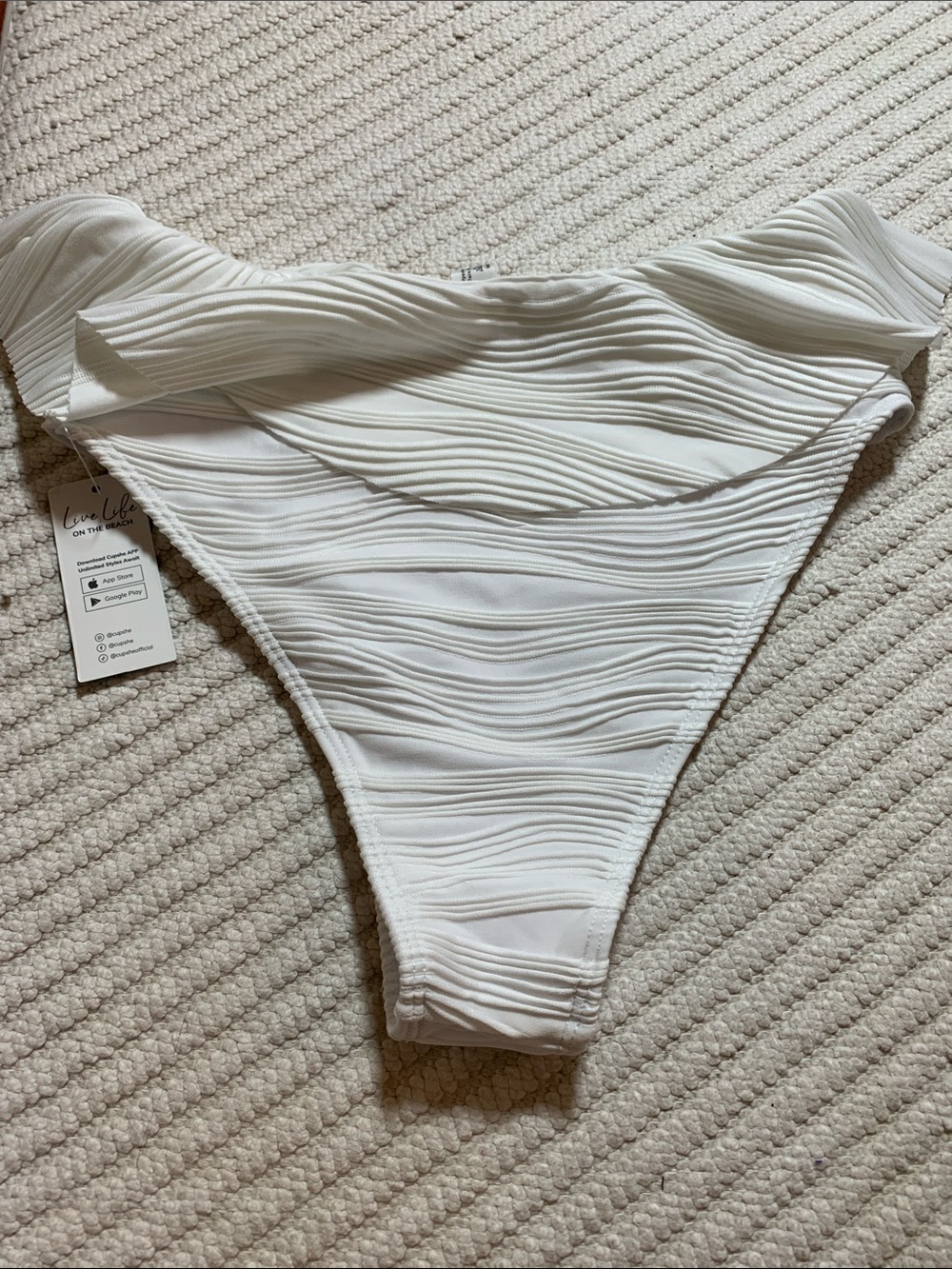 NWT Cupshe Cream Ribbed Ruffle Two-Piece Bikini, size S - Picture 6 of 8